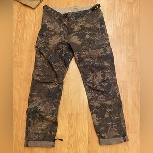 Carhartt WIP camo Aviation pant